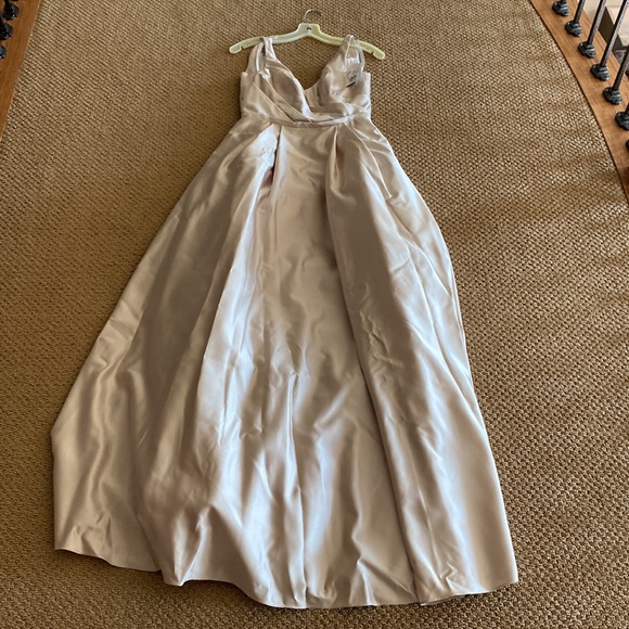 David’s Bridal Bridesmaid Dress! NWT! - Picture 2 of 5